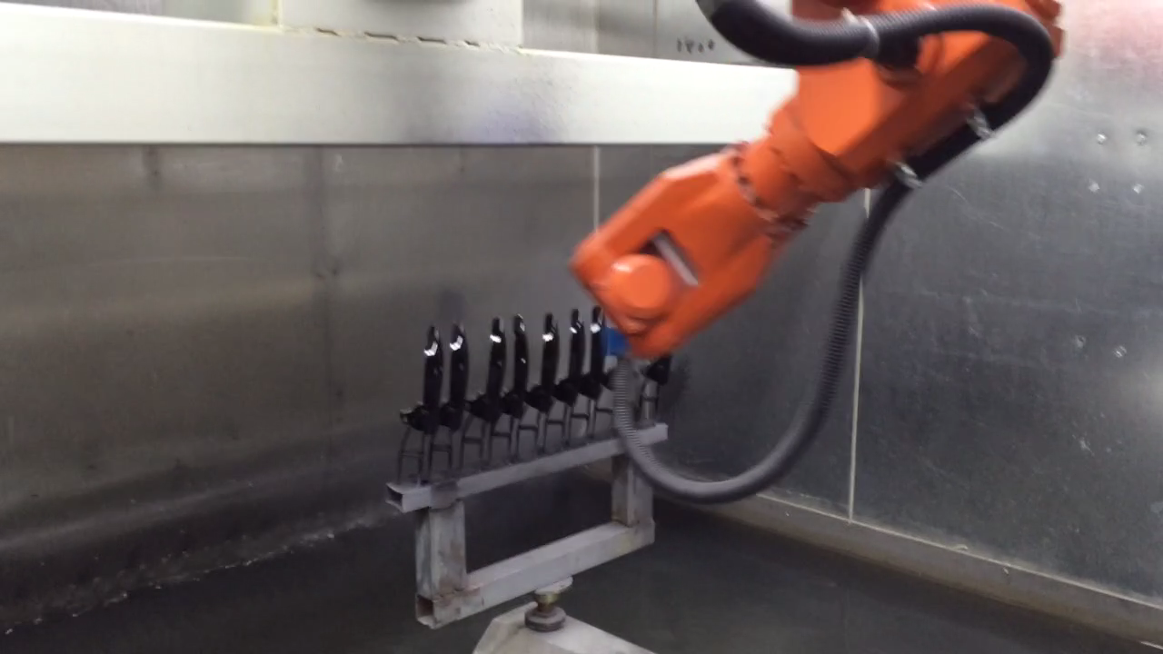 噴涂機(jī)器人多少錢一臺？(圖3)