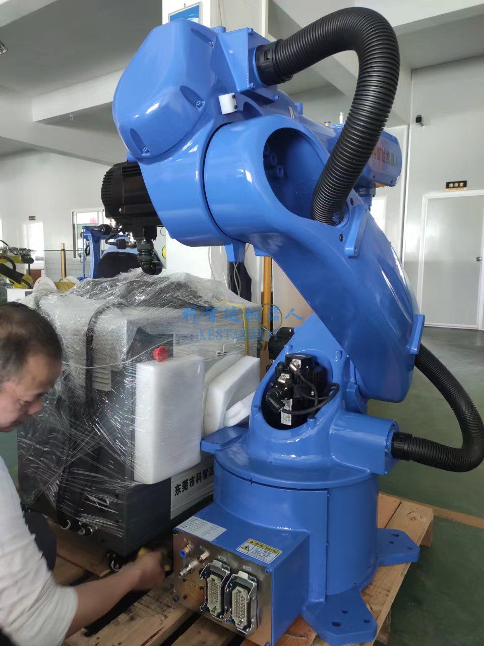 四軸六軸機器人出貨(圖11) 四軸六軸機器人出貨(圖11)